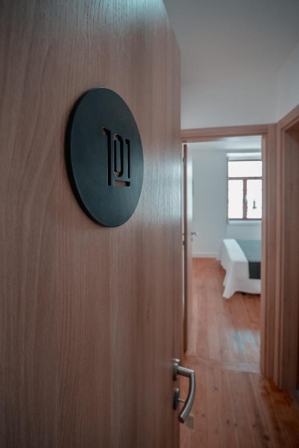 Harbour49 - Aveiro Flats & Suites ภายนอก รูปภาพ