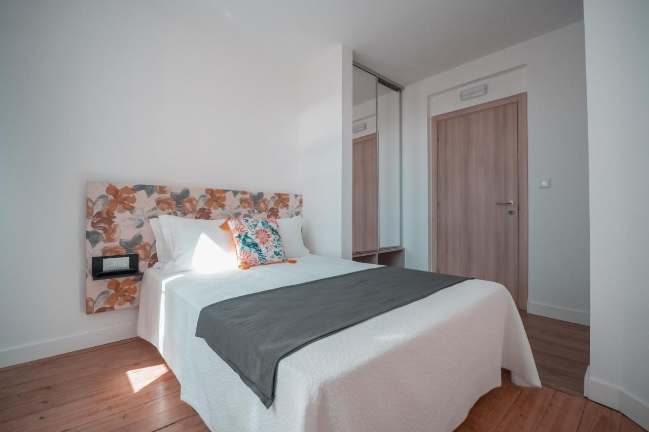 Harbour49 - Aveiro Flats & Suites ภายนอก รูปภาพ