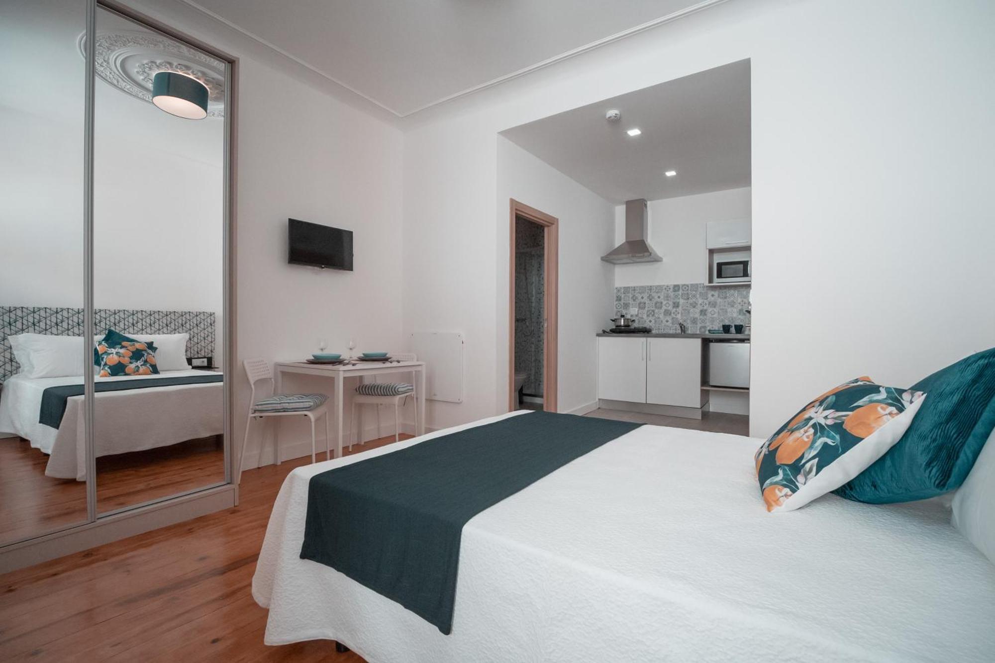 Harbour49 - Aveiro Flats & Suites ภายนอก รูปภาพ