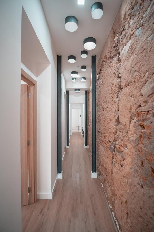 Harbour49 - Aveiro Flats & Suites ภายนอก รูปภาพ